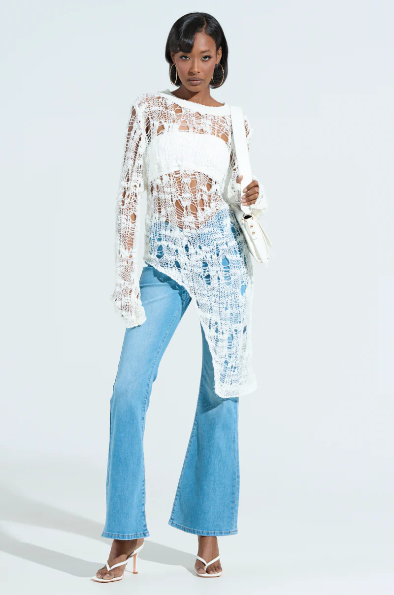 ASYMMETRICAL KNIT TOP IN IVORY - Image 7