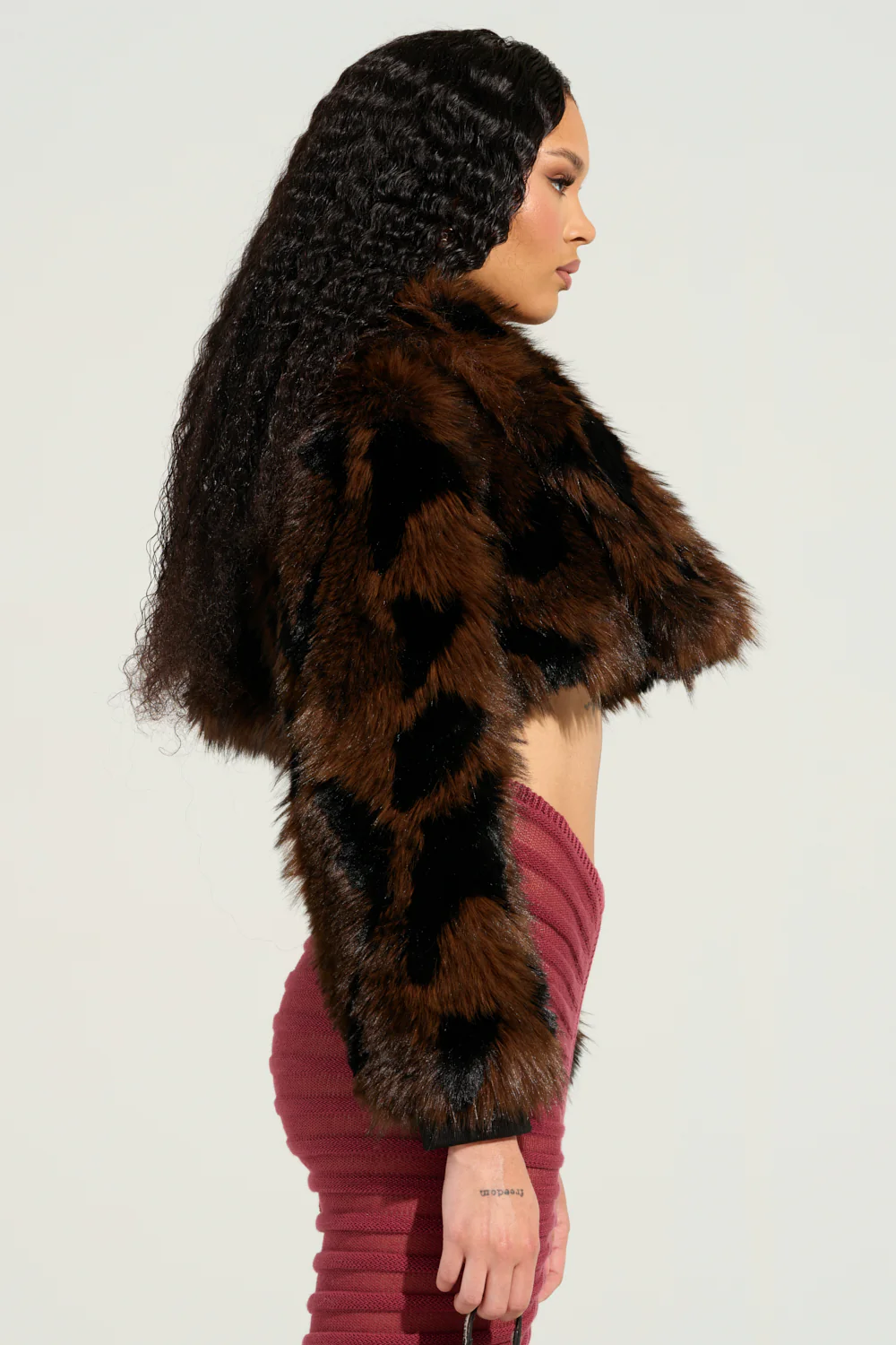 AUSTIN CROPPED FAUX FUR JACKET - Image 3