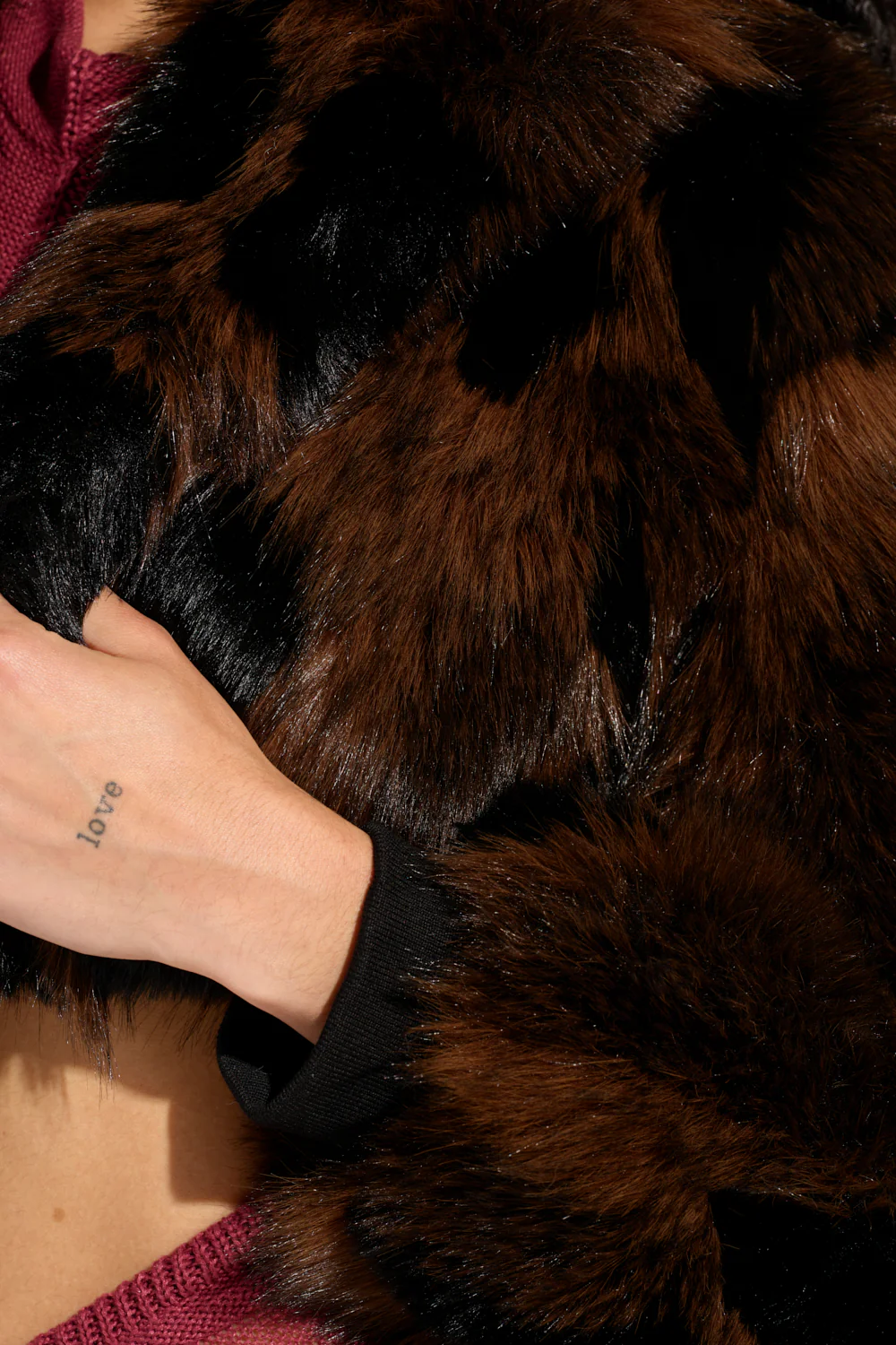 AUSTIN CROPPED FAUX FUR JACKET - Image 7