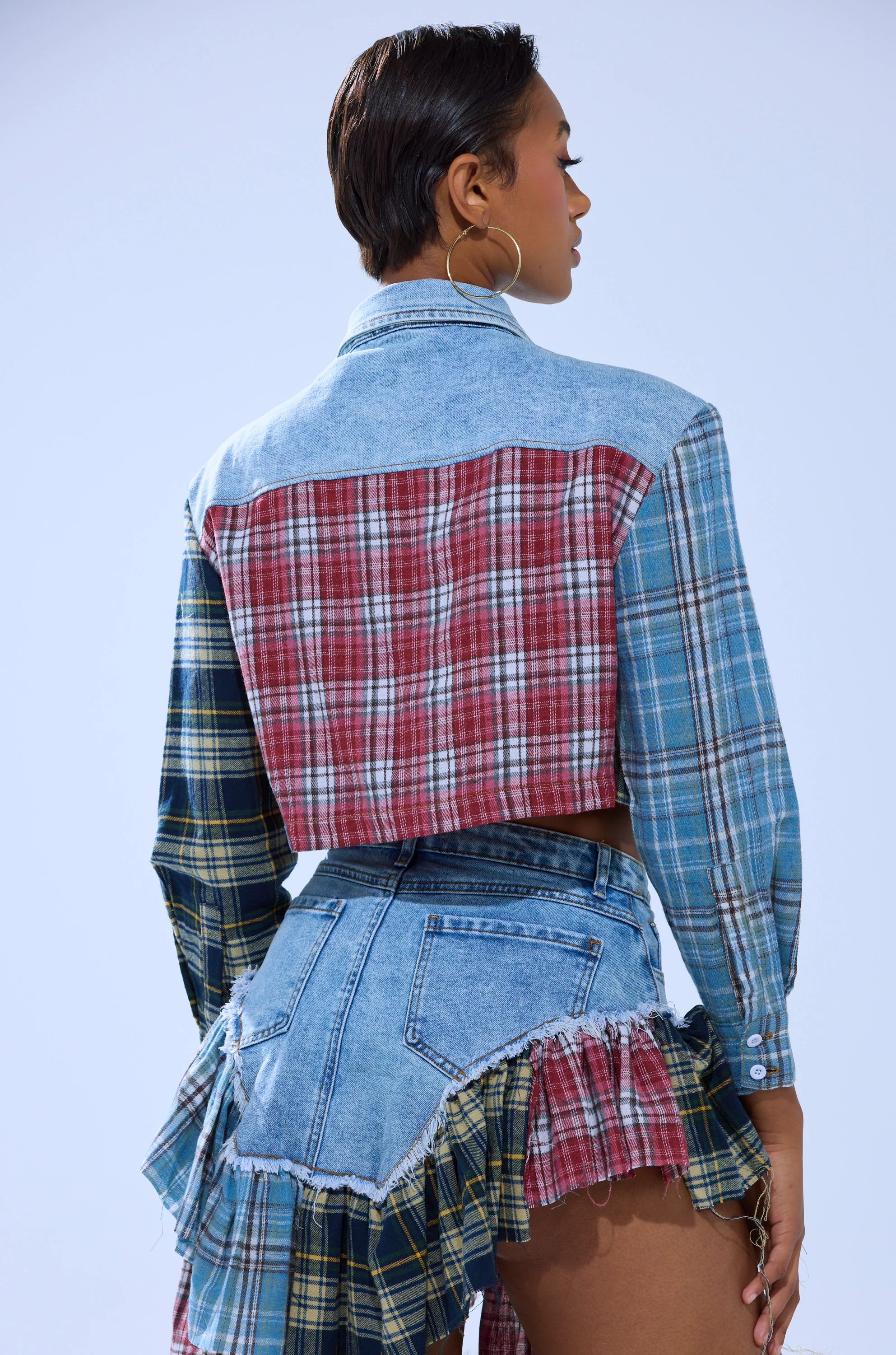 AUTUMN VIBES PLAID BUTTON DOWN - Image 6