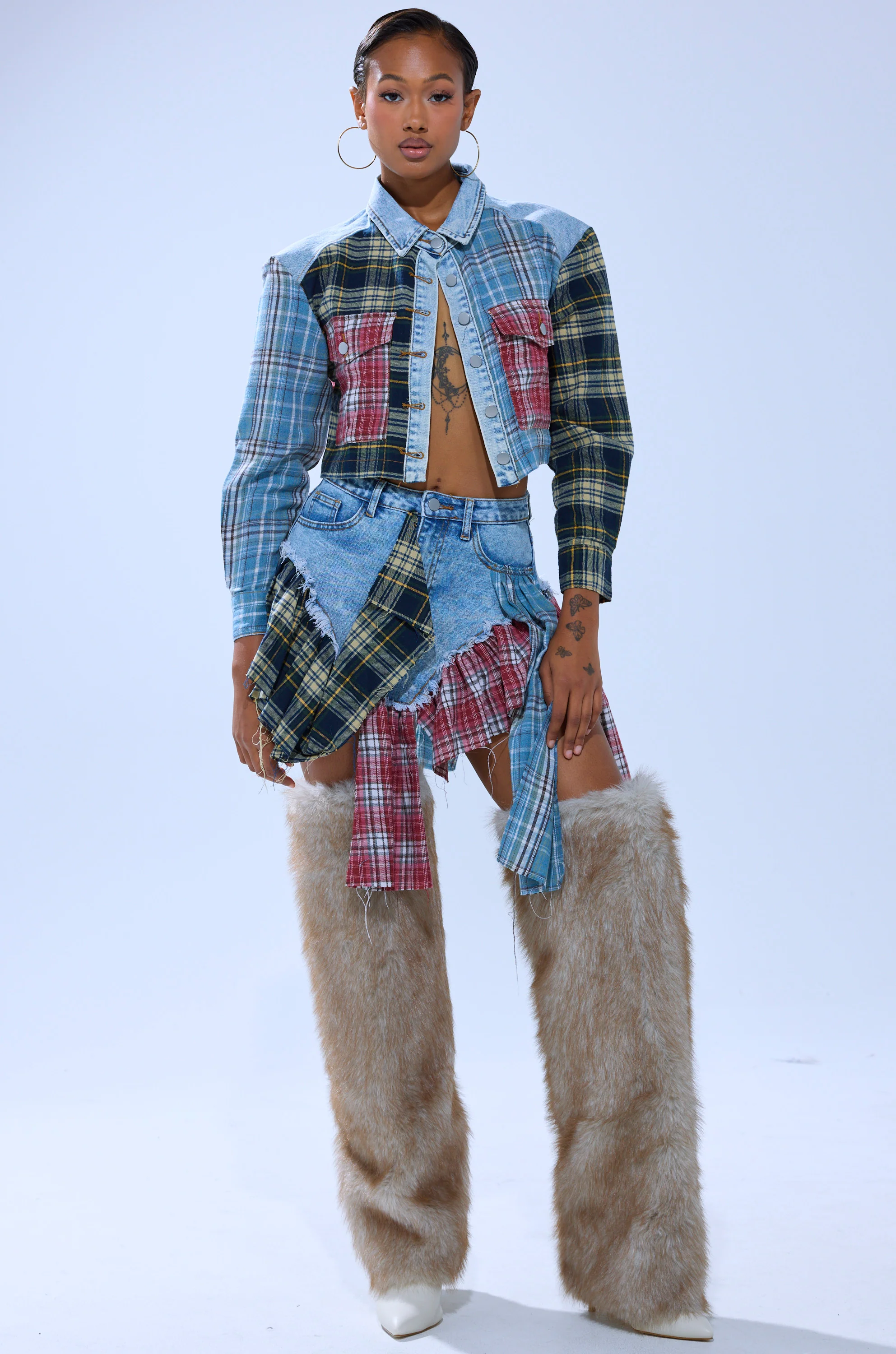 AUTUMN VIBES PLAID BUTTON DOWN - Image 7