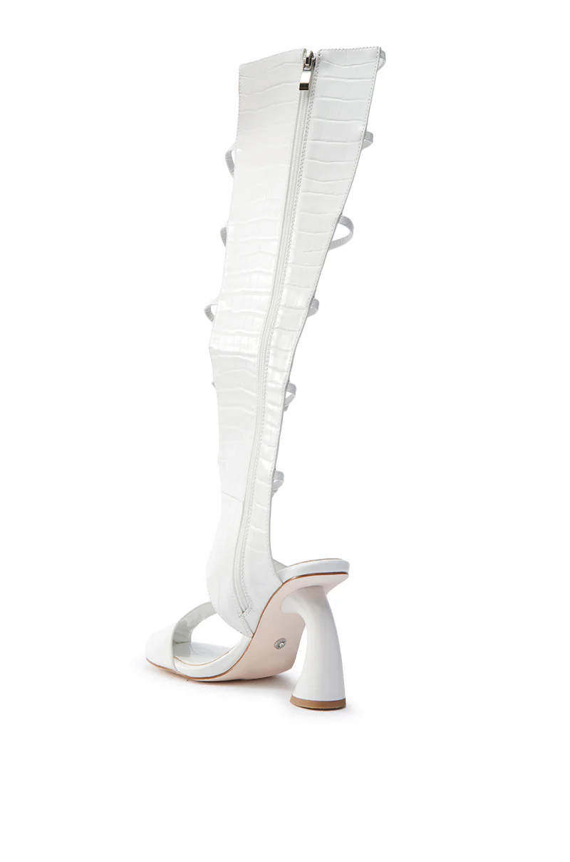 AZALEA WANG ANDRIUS WHITE CROC CHUNKY GLADIATOR SANDAL - Image 7