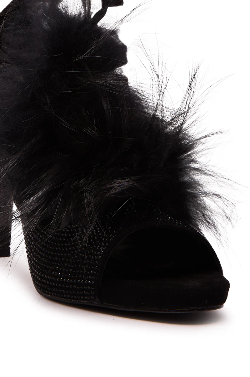 AZALEA WANG ANTIRI BLACK SPARKLE AND FUR SANDAL - Image 8