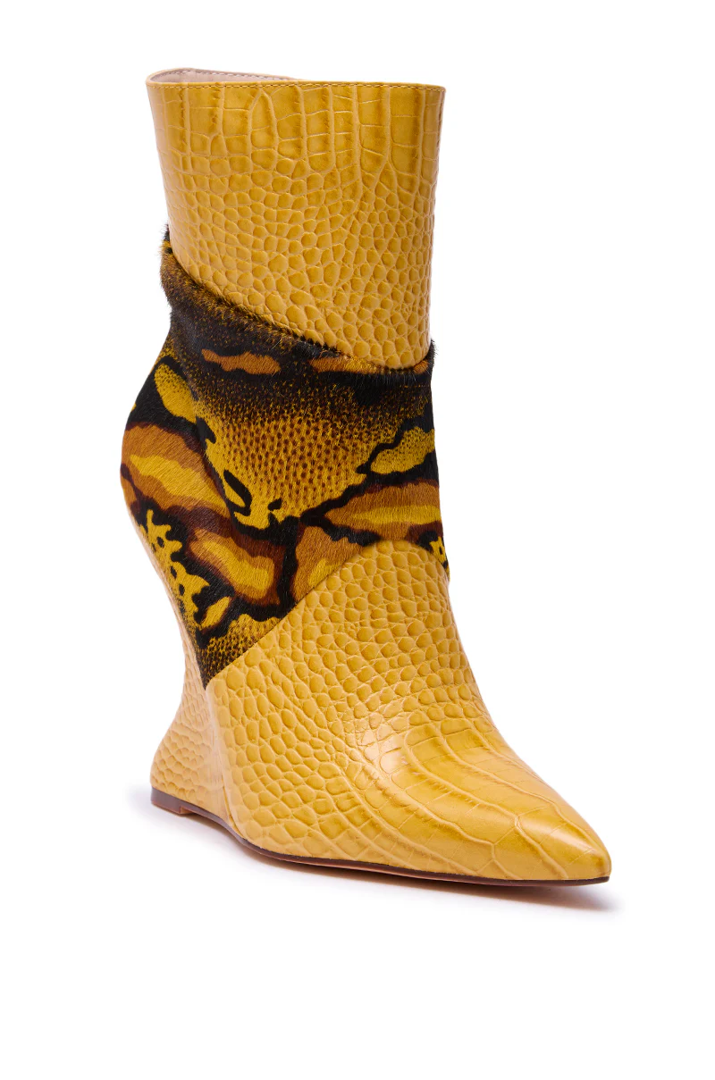 AZALEA WANG ARTOUL YELLOW COLOR BLOCKED YELLOW WEDGE BOOTIE - Image 3