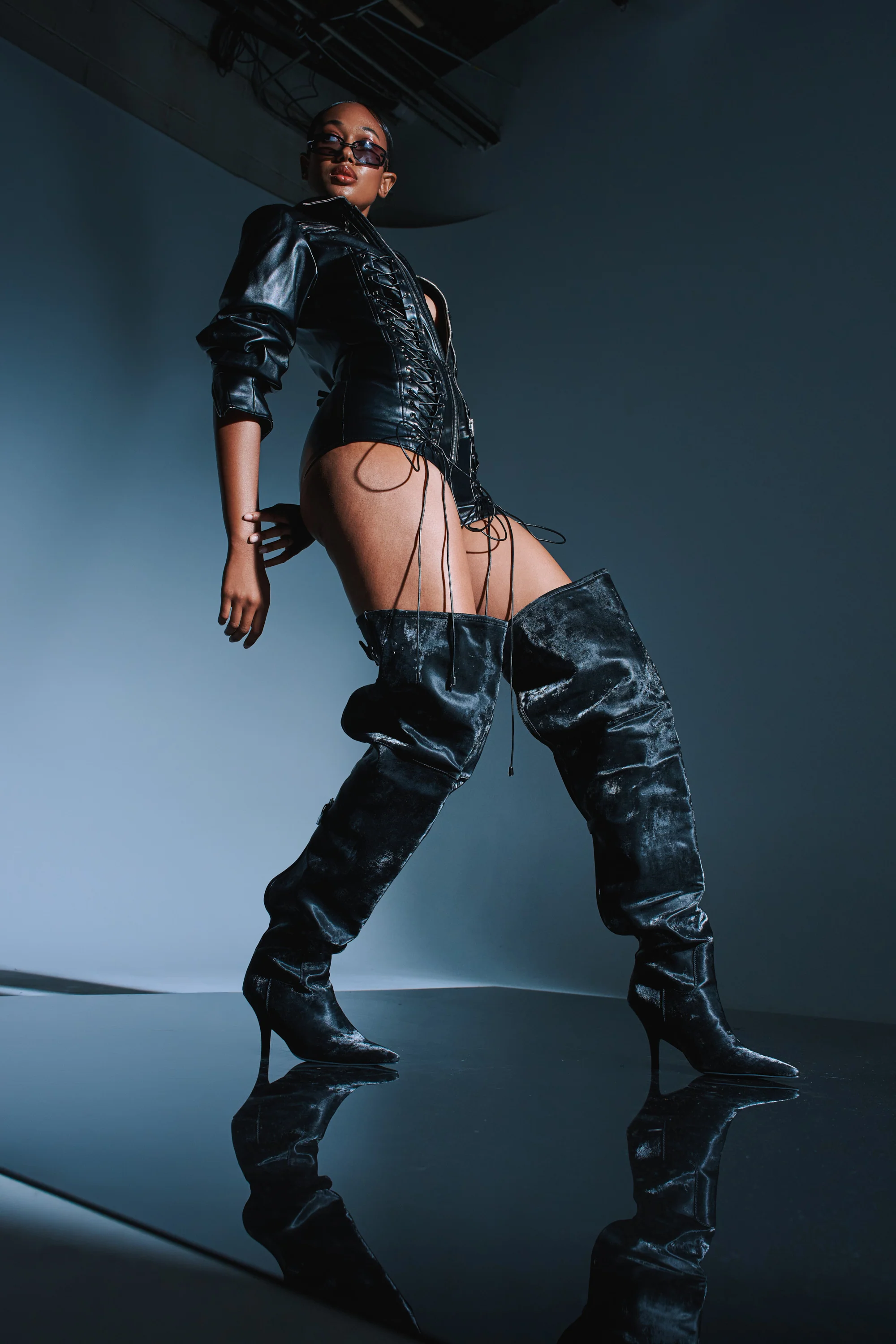 AZALEA WANG BACKER BLACK SHINE OVER THE KNEE BOOT - Image 2