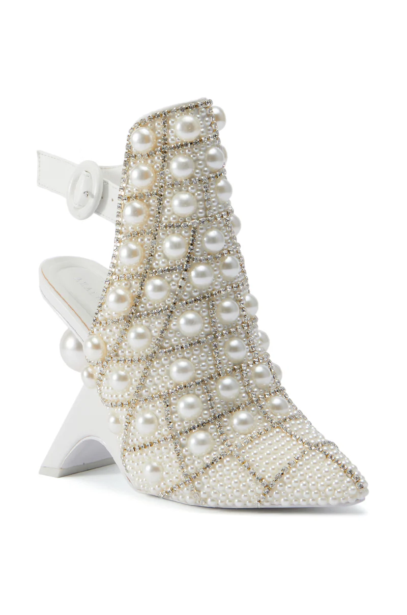 AZALEA WANG BREAN EMBELLISHED PUMP - Image 4