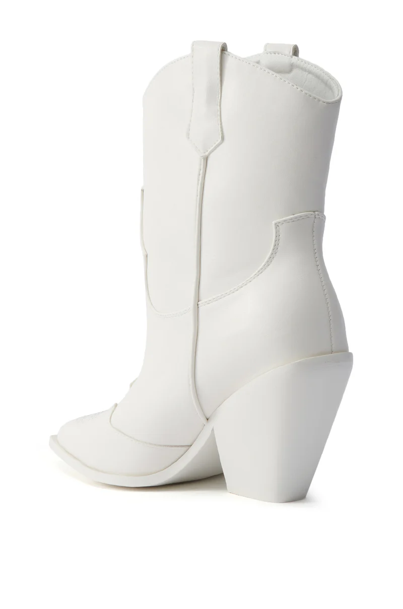 AZALEA WANG BRIGGITTA WHITE WESTERN COWBOY BOOTIE - Image 10