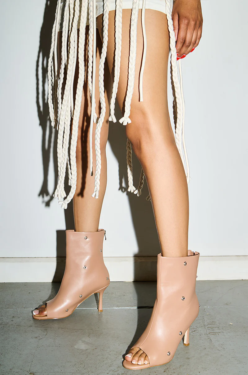 AZALEA WANG BIRDSONG SNAP OPEN-TOE BOOTIE IN MOCHA - Image 10