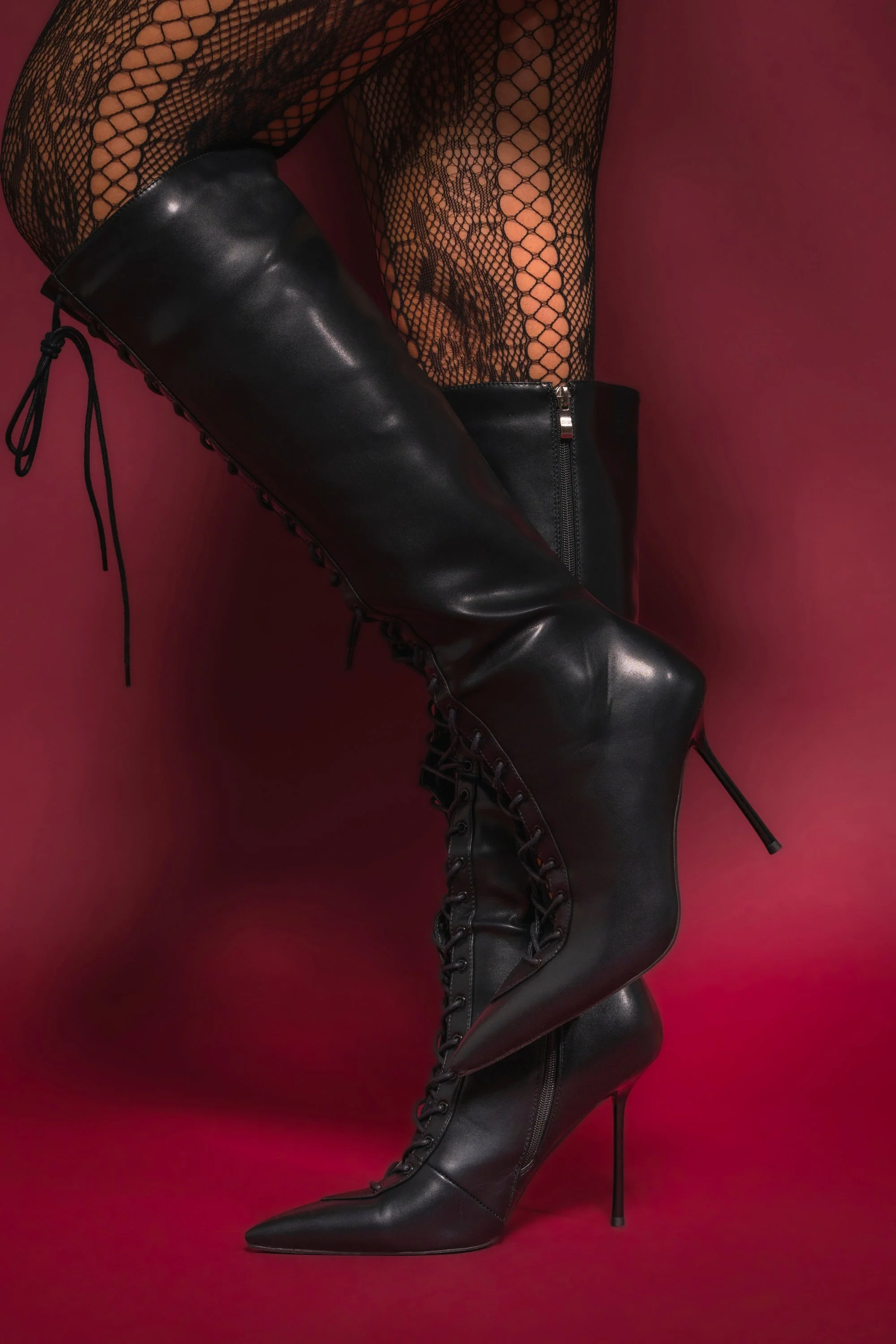 AZALEA WANG BUCHANAN LACE UP BOOT IN BLACK