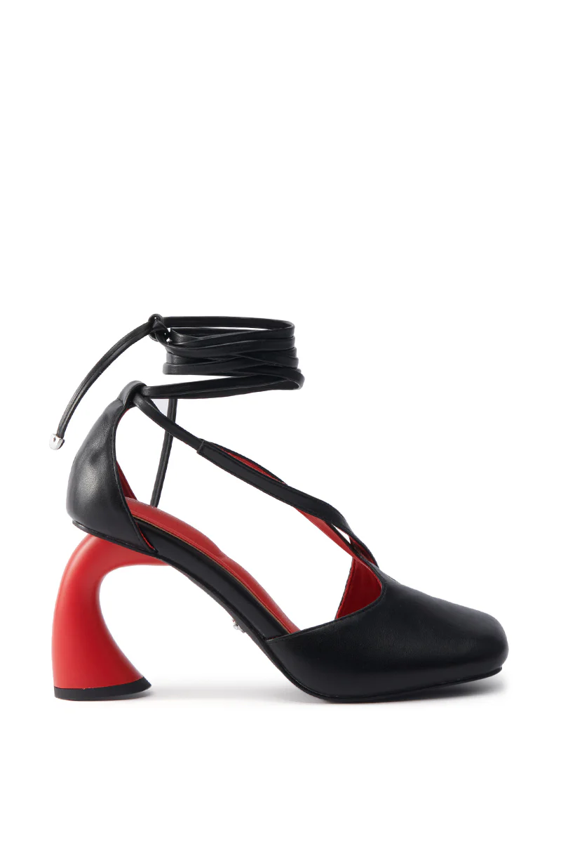 AZALEA WANG BUIKY BLACK AND RED PUMP - Image 5
