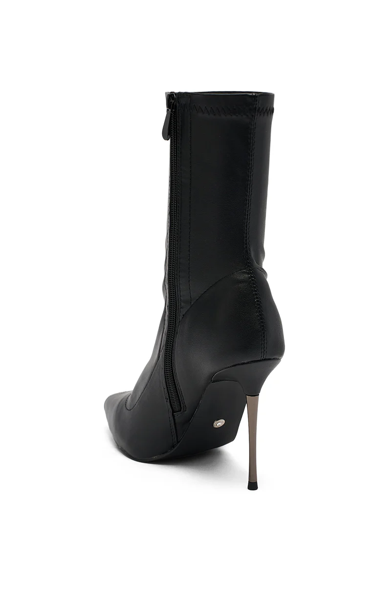 AZALEA WANG CALEANA BLACK METAL HEEL STRETCH PU BOOTIE - Image 6