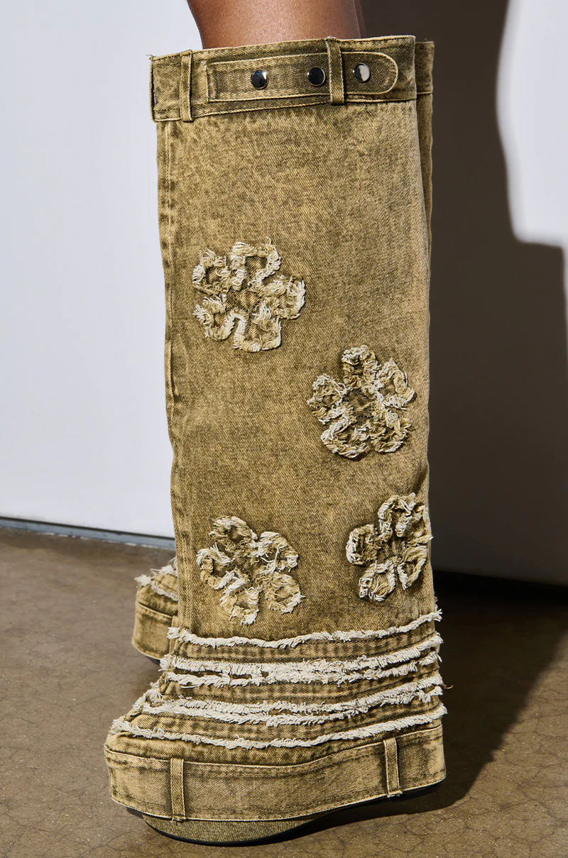 AZALEA WANG CHABELA GREEN WEDGE BOOT - Image 2