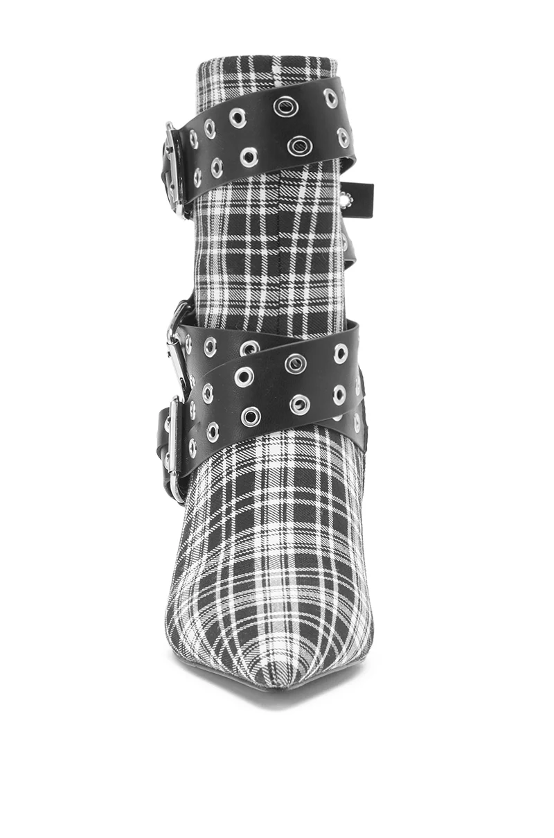 AZALEA WANG CHALKIS BLACK WHITE PLAID BUCKLE WEDGE BOOTIE - Image 7