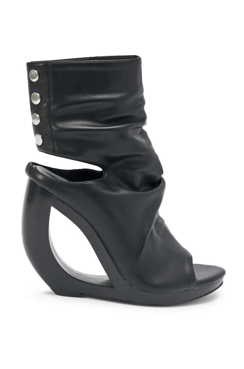 AZALEA WANG CIRCOS BLACK WEDGE BOOTIE - Image 3