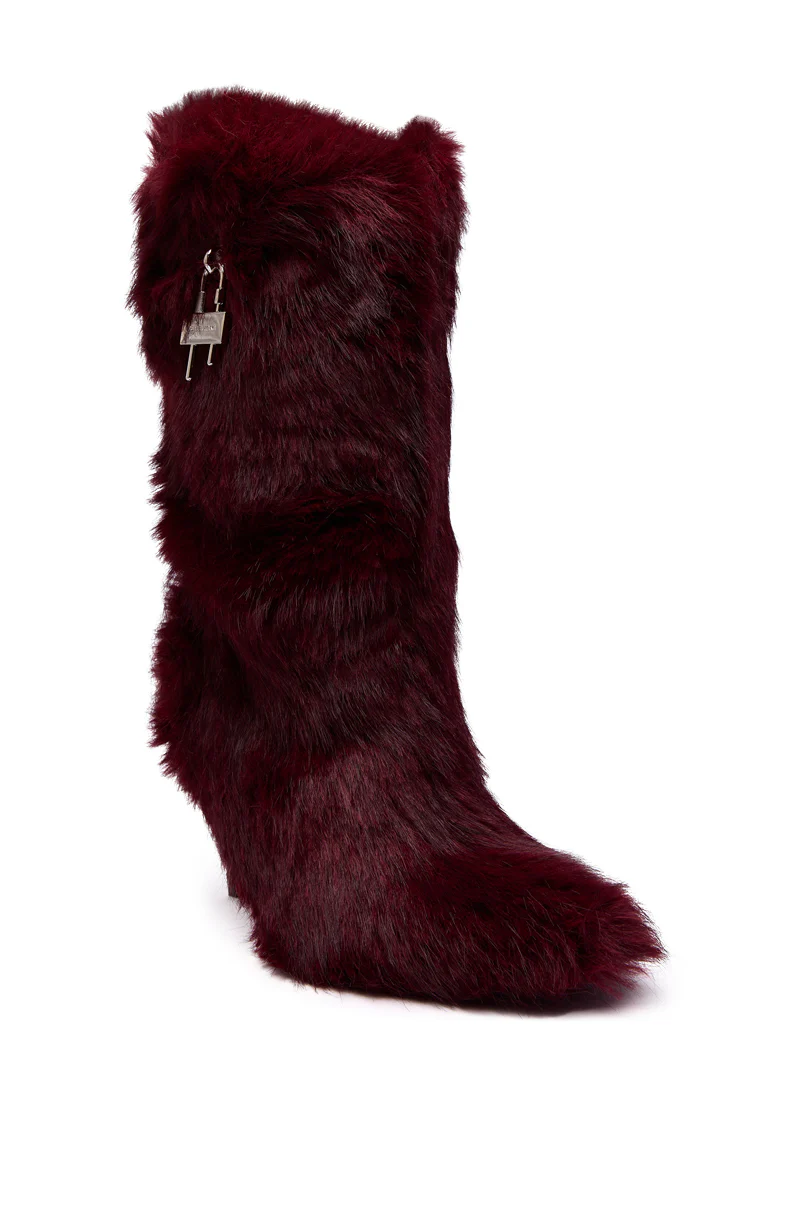 AZALEA WANG DAMME RED FUR BOOTIE WITH LOCK DETAIL - Image 5