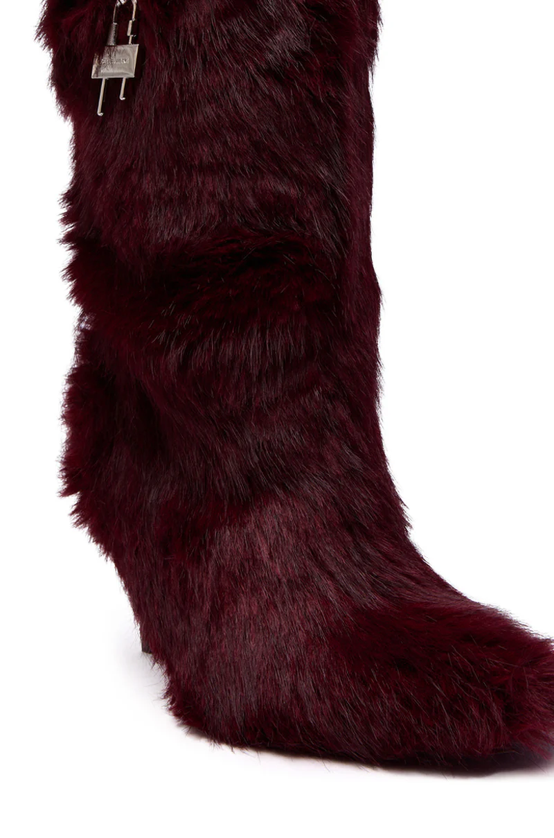 AZALEA WANG DAMME RED FUR BOOTIE WITH LOCK DETAIL - Image 7