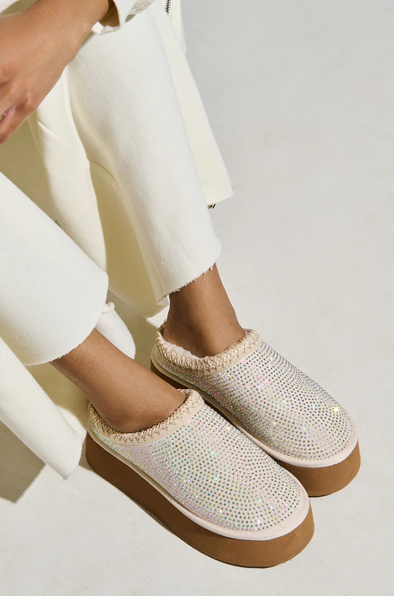 AZALEA WANG DAVIAT WHITE EMBELLISHED SLIPPER FLAT - Image 5