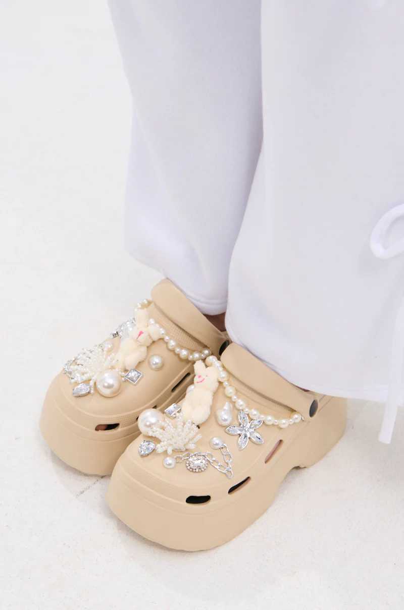 AZALEA WANG DAVIES BEIGE EMBELLISHED FLAT - Image 7