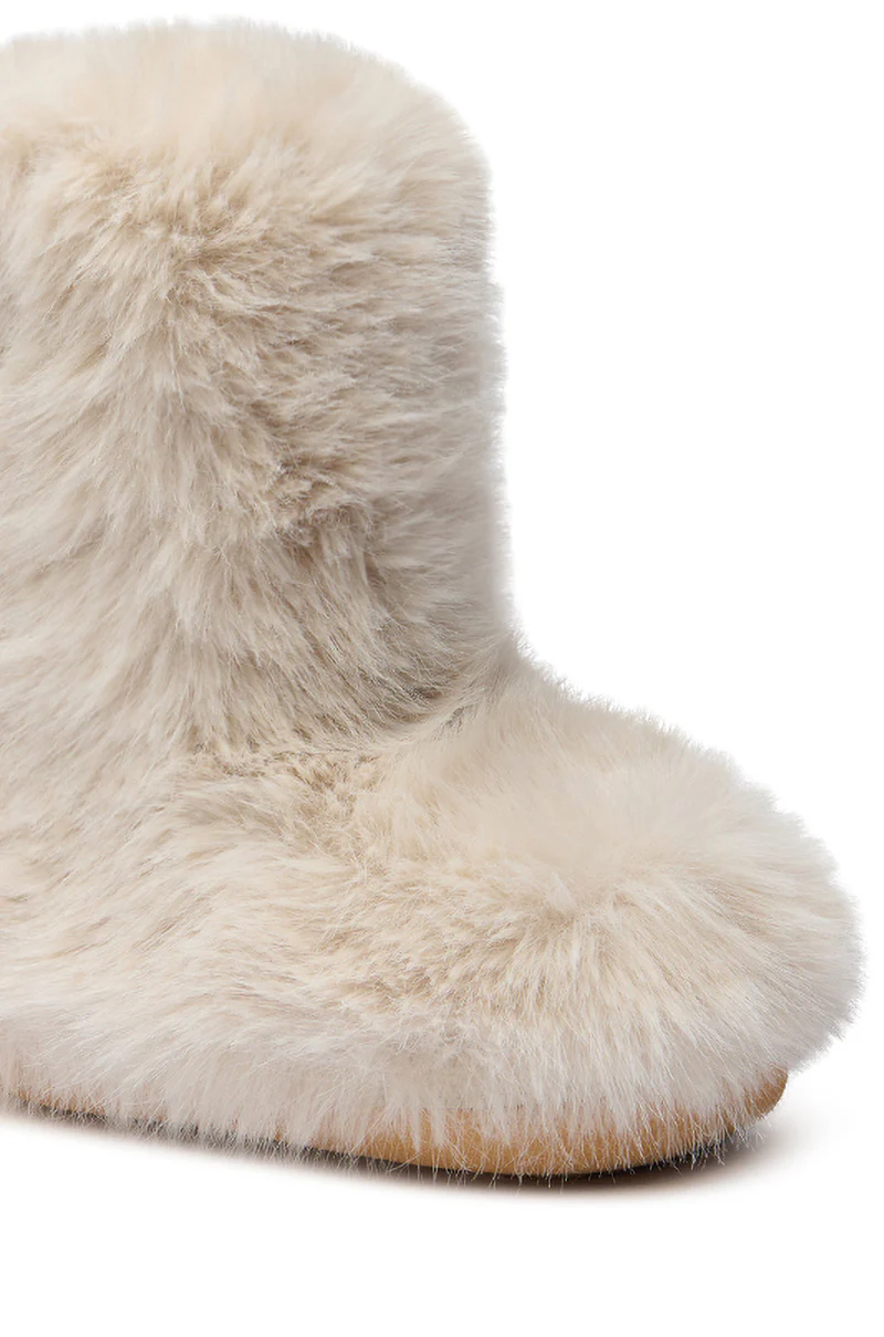 AZALEA WANG DIPA IVORY FUR FLAT BOOTIE - Image 5