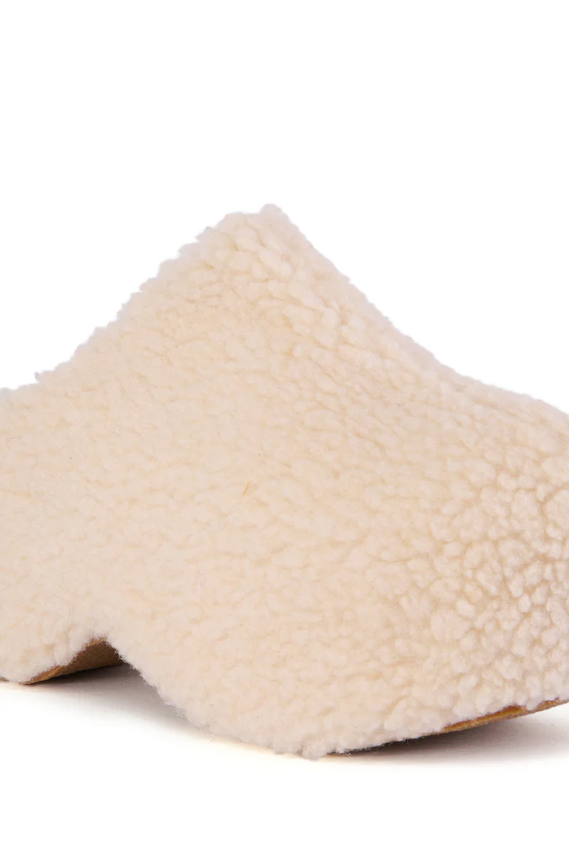 AZALEA WANG DOLORITA CREAM SHERPA CLOG - Image 7