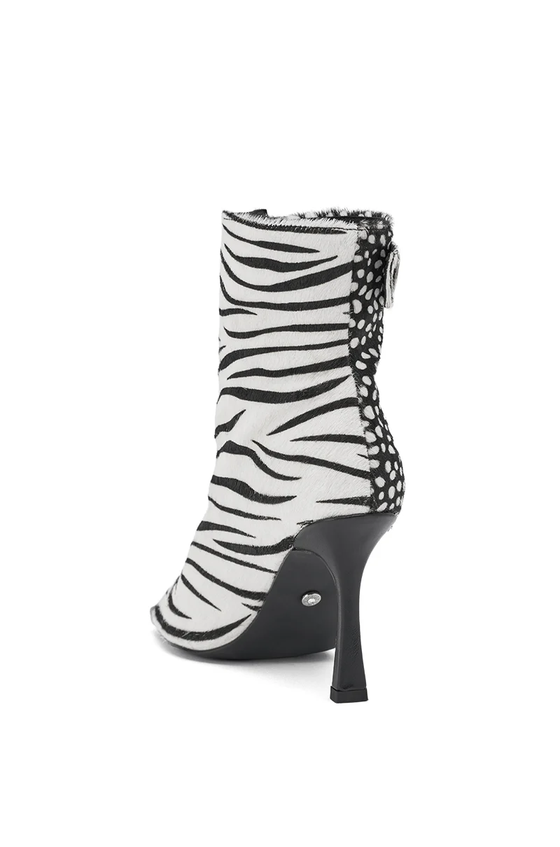 AZALEA WANG DOROTHY BLACK CHEETAH CALF HAIR PRINTED STILETTO BOOTIE - Image 6
