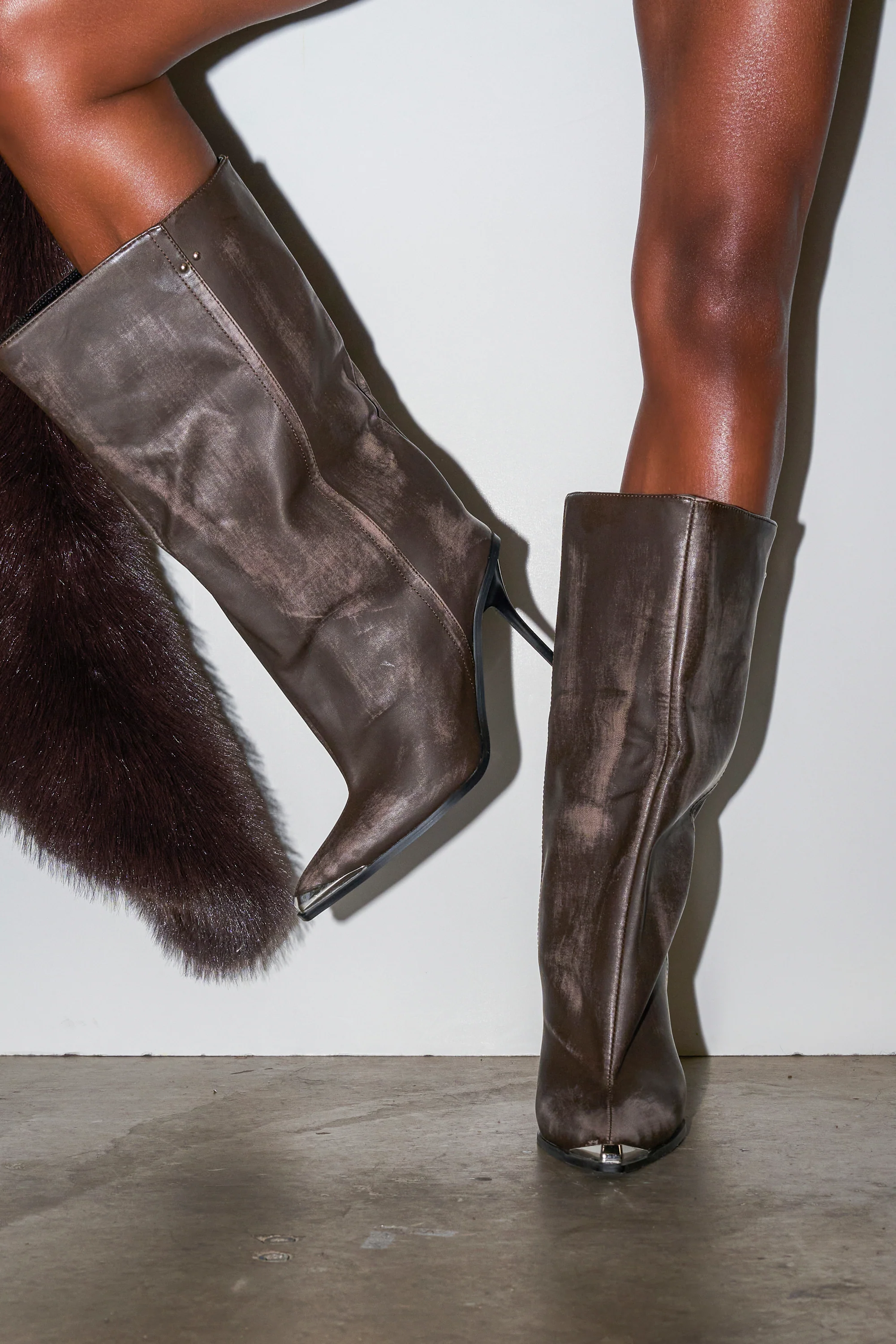 AZALEA WANG DUSTY BROWN WEATHERED PU BOOT - Image 8
