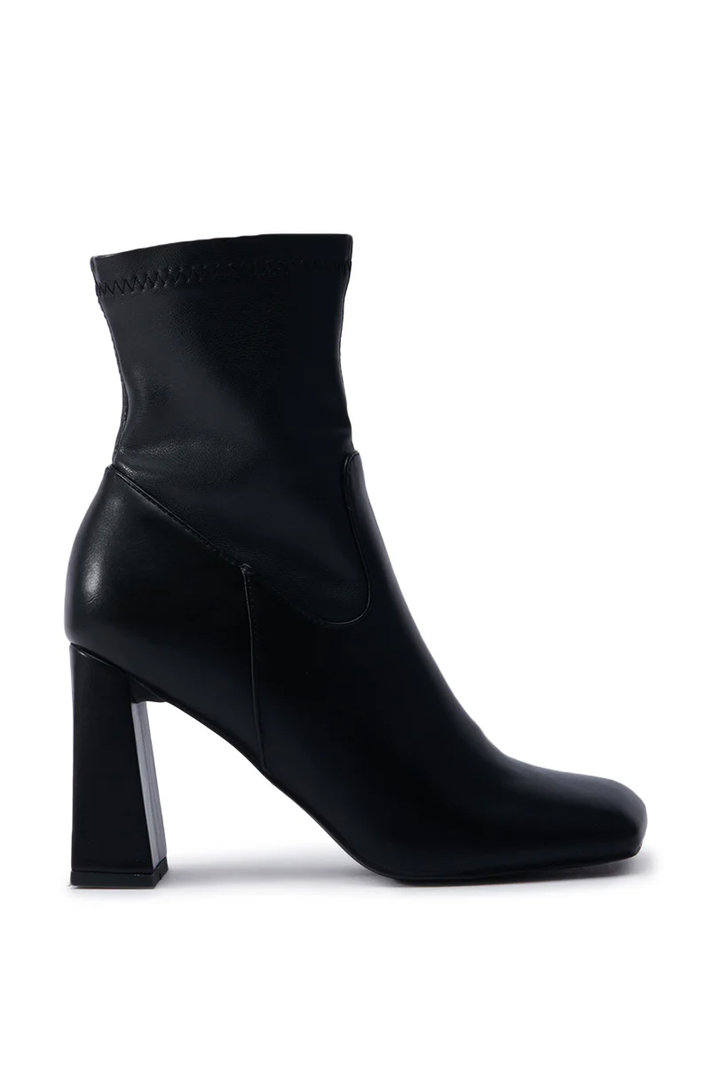 AZALEA WANG EMRYS BLACK CHUNKY BOOTIE - Image 3