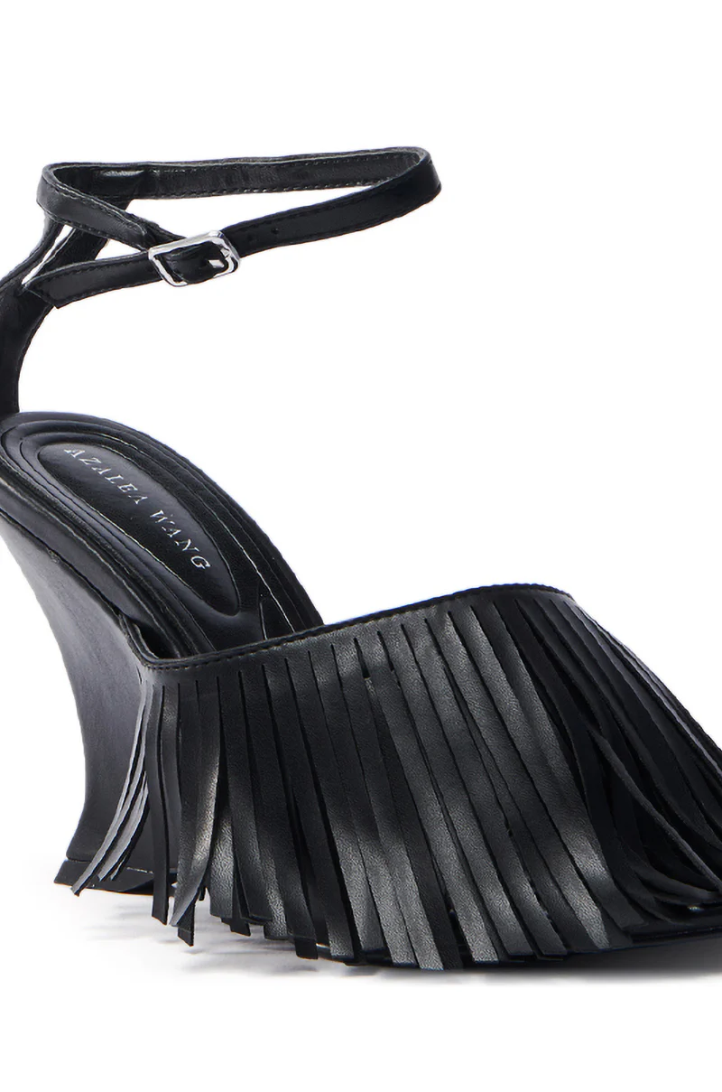 AZALEA WANG FASCIA BLACK FRINGE WEDGE SANDAL - Image 7