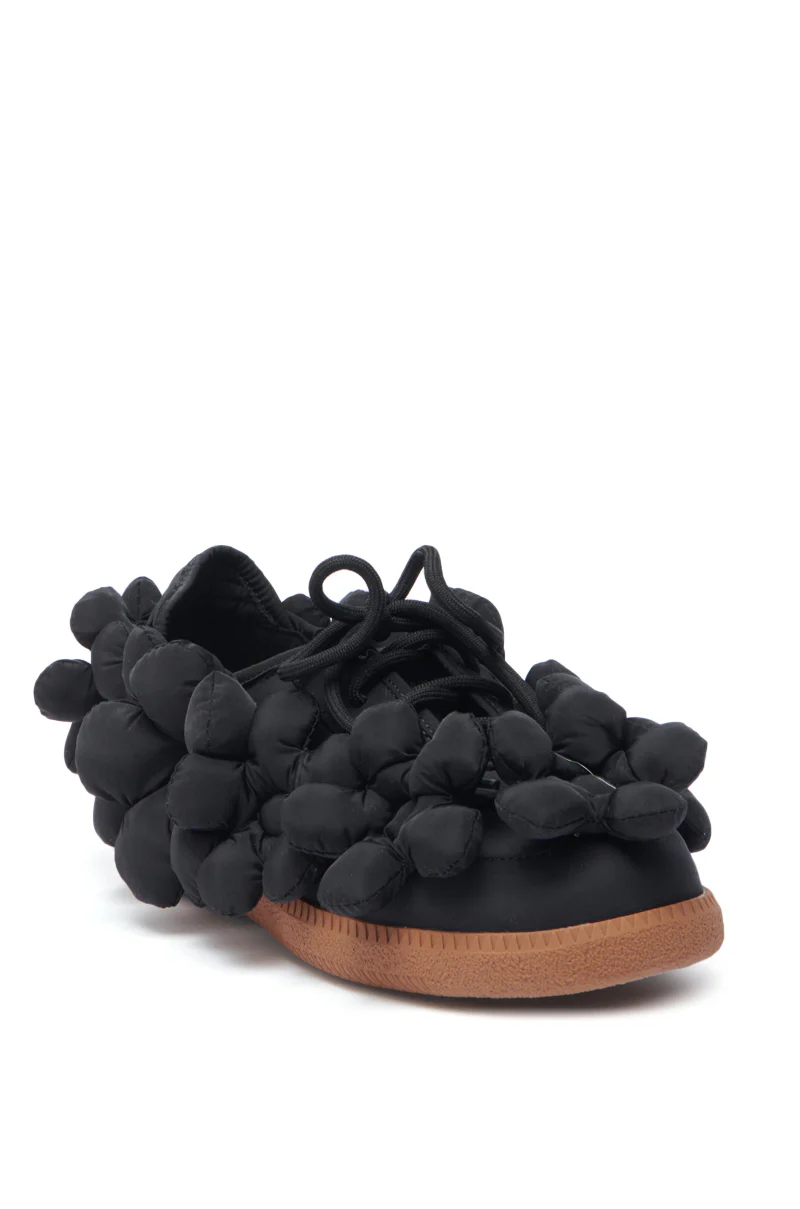 AZALEA WANG GREYI BLACK PUFF FLORAL FLAT SNEAKER - Image 5