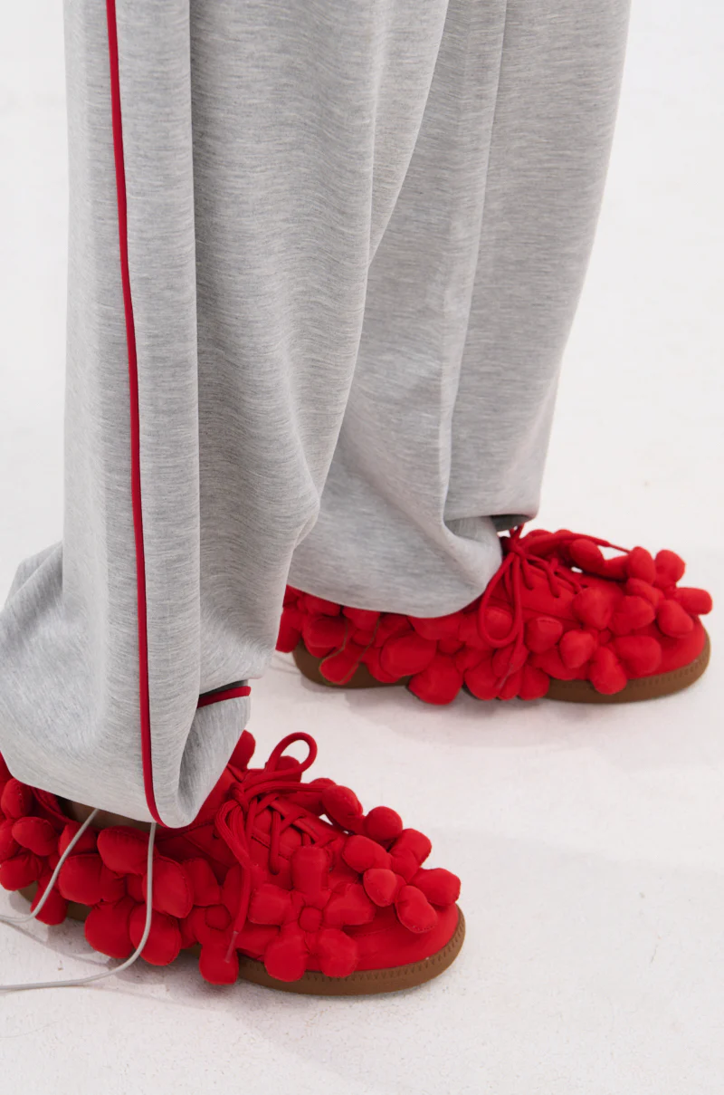 AZALEA WANG GREYI RED PUFF FLORAL FLAT SNEAKER - Image 3