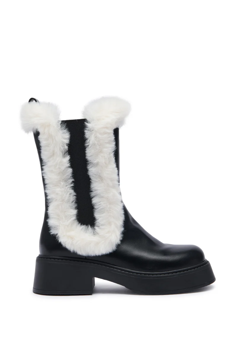 AZALEA WANG HEART THROB BLACK WHITE SHERLING LINING BOOTIE - Image 2