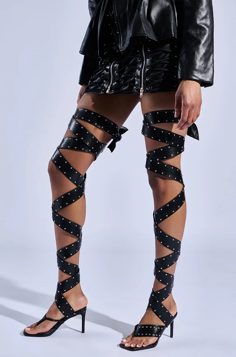 AZALEA WANG HOWLITE BLACK STUDDED STRAPPED SANDAL - Image 7