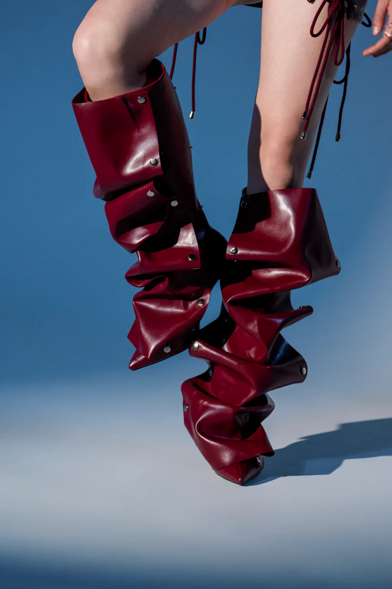 AZALEA WANG IMOGINE BURGUNDY STILETTO SNAP BOOT - Image 2
