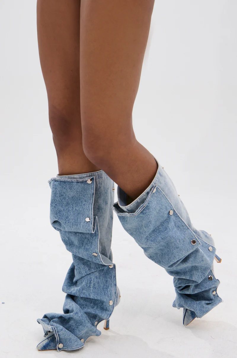 AZALEA WANG IMOGINE DENIM SNAP BOOT - Image 4