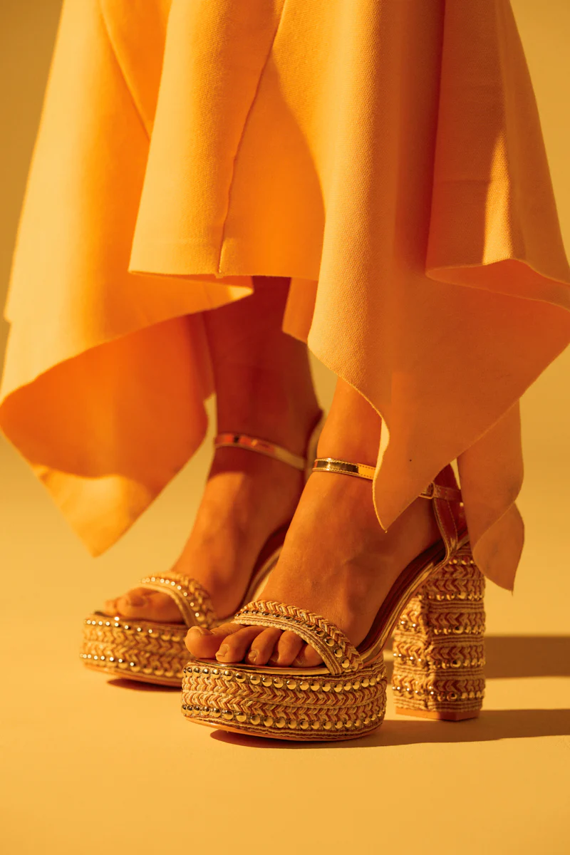 AZALEA WANG JUDSON GOLD RAFFIA AND GEMS PLATFORM SANDAL - Image 2