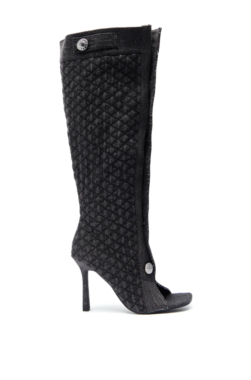 AZALEA WANG KAZUKI GREY QUILTED DENIM BOOT - Image 4
