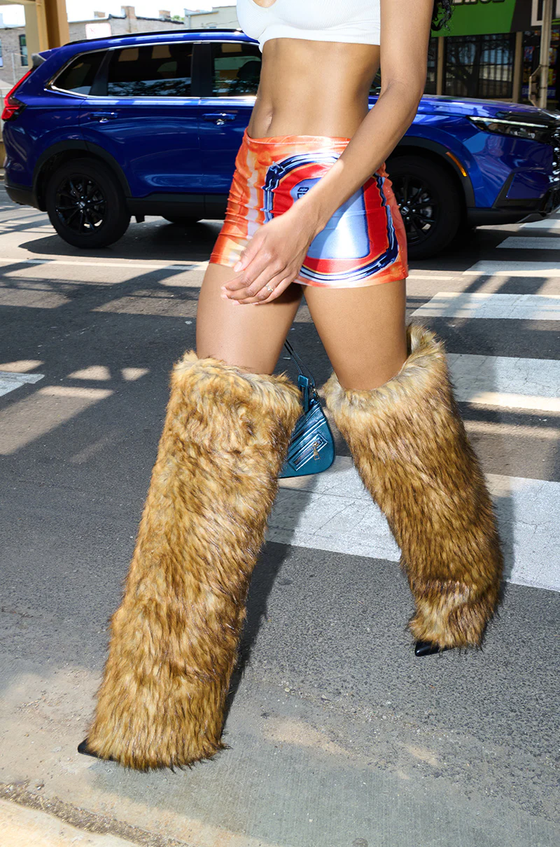 AZALEA WANG LANGLEYE BROWN THIGH HIGH FUR LUXE BOOT - Image 5