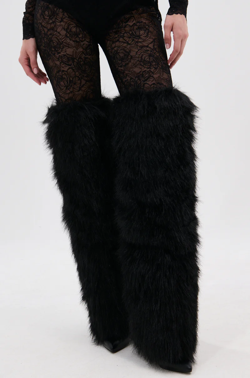 AZALEA WANG LANGLEYE BLACK THIGH HIGH FUR LUXE BOOT - Image 15