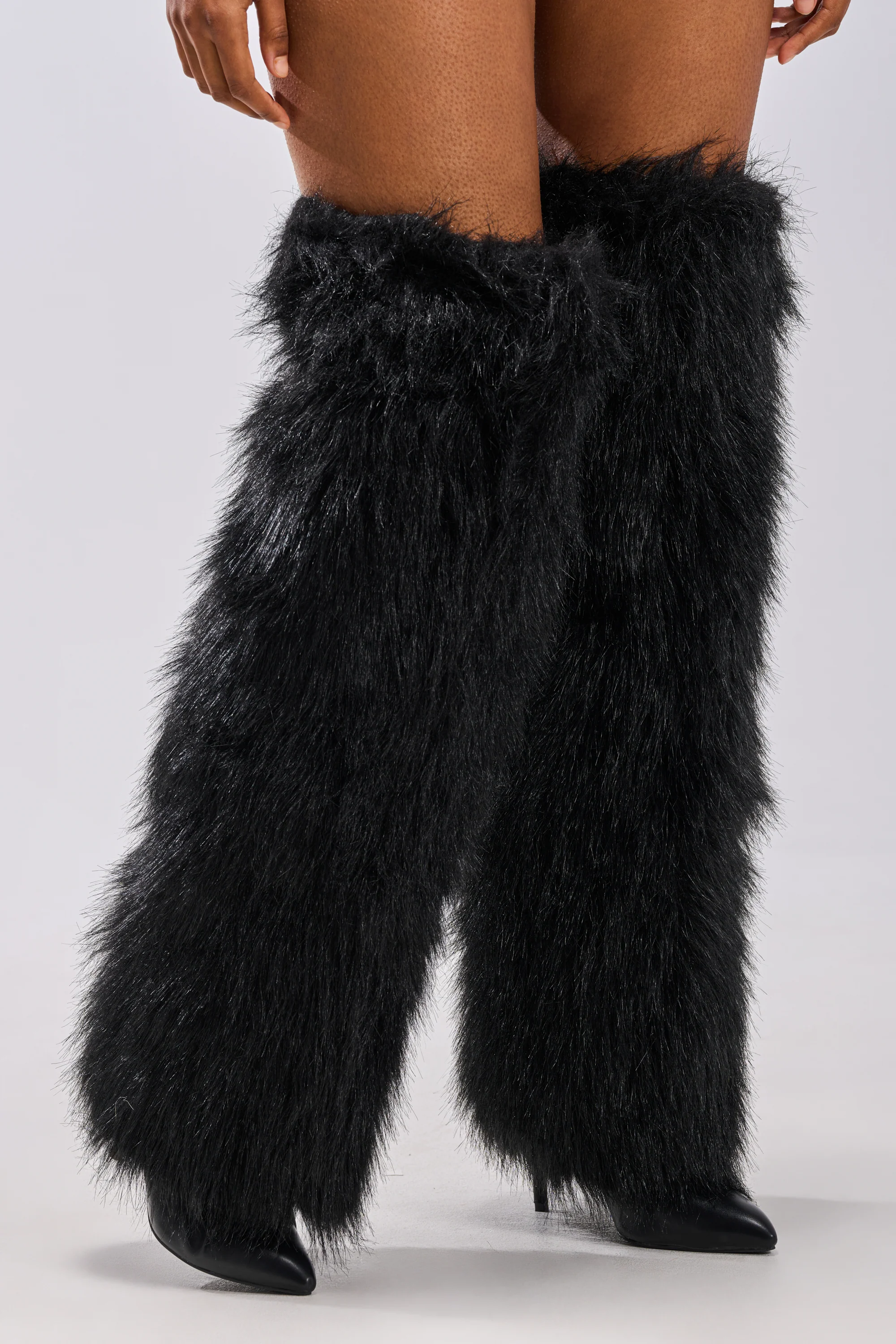 AZALEA WANG LANGLEYE BLACK THIGH HIGH FUR LUXE BOOT - Image 2