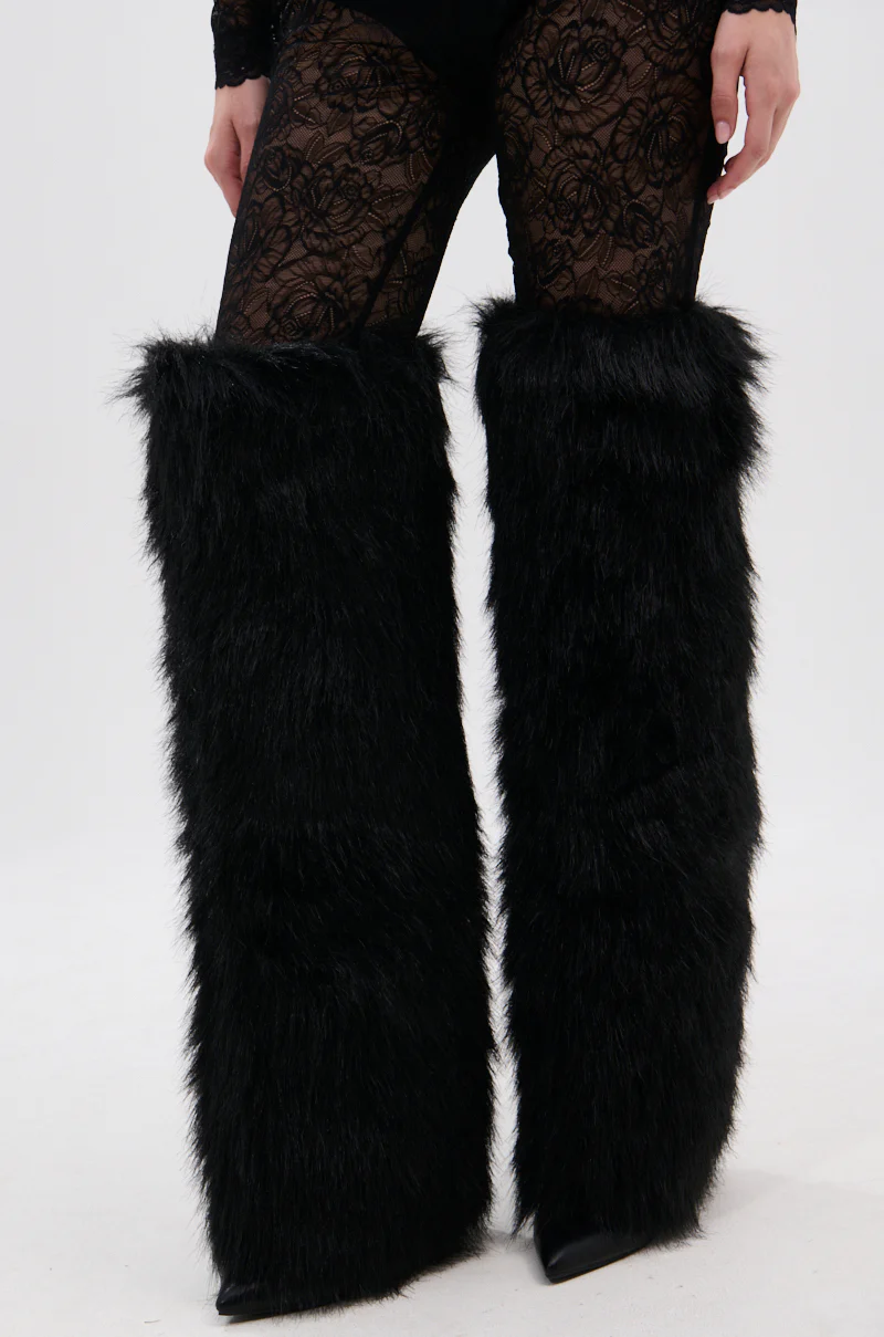 AZALEA WANG LANGLEYE BLACK THIGH HIGH FUR LUXE BOOT - Image 9