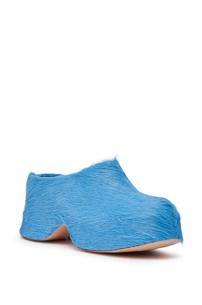 AZALEA WANG LEESHA BLUE PONY HAIR CHUNKY CLOG - Image 5