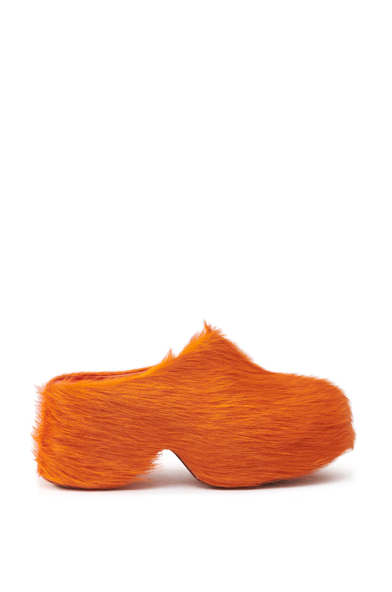 AZALEA WANG LEESHA ORANGE PONY HAIR CLOG - Image 3