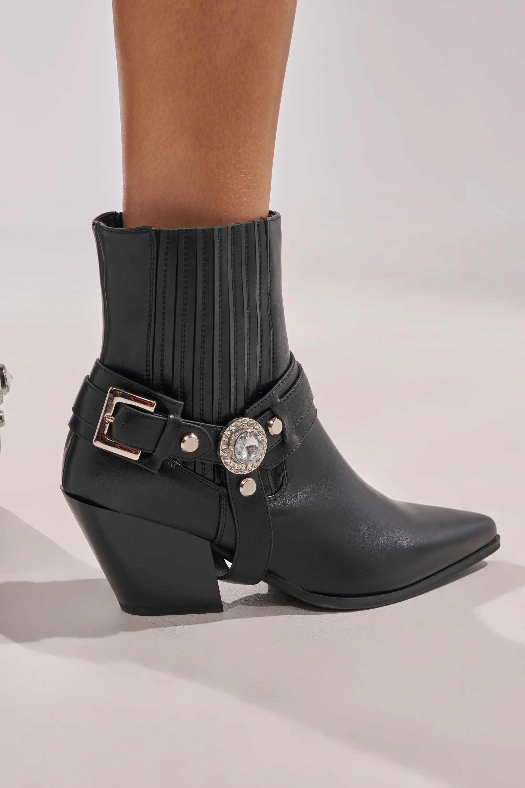 AZALEA WANG LENKOV BLACK WESTERN BOOT - Image 3