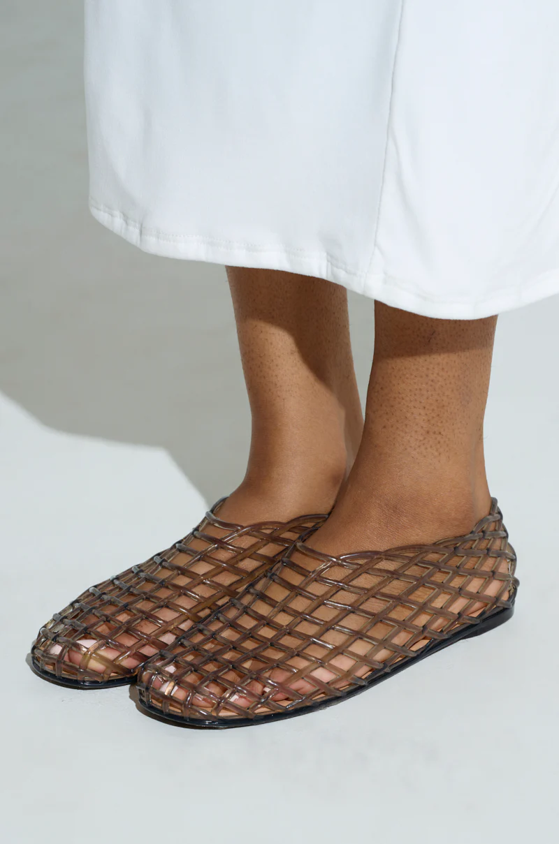 AKIRA LINUS BLACK FLAT - Image 3