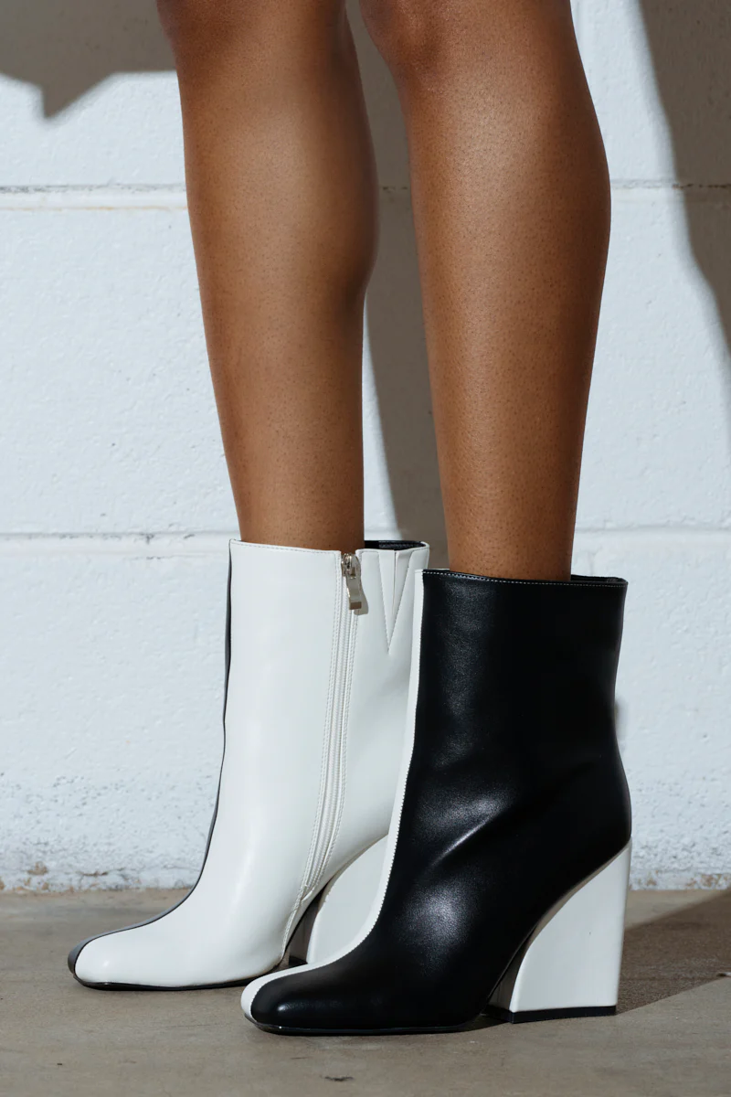 AZALEA WANG MARAMA BLACK WHITE CHUNKY BOOTIE - Image 4
