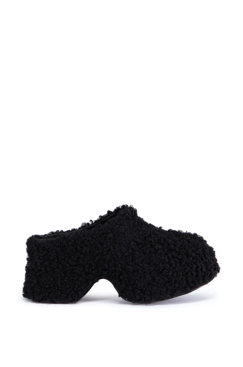 AZALEA WANG MORTICIA BLACK SHERPA CLOG - Image 6