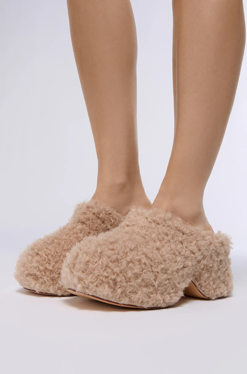 AZALEA WANG MORTICIA BROWN SHERPA CLOG - Image 3