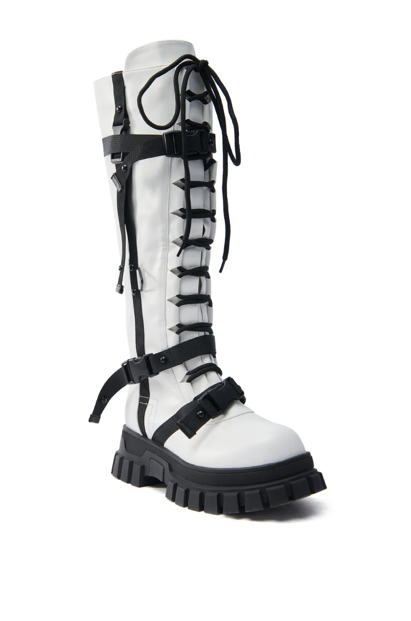 AZALEA WANG MYRON BOOT IN WHITE & BLACK - Image 5
