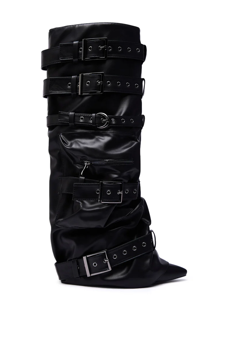 AZALEA WANG NEMIANA BLACK BELT AND BUCKLES DETAIL BOOT - Image 8
