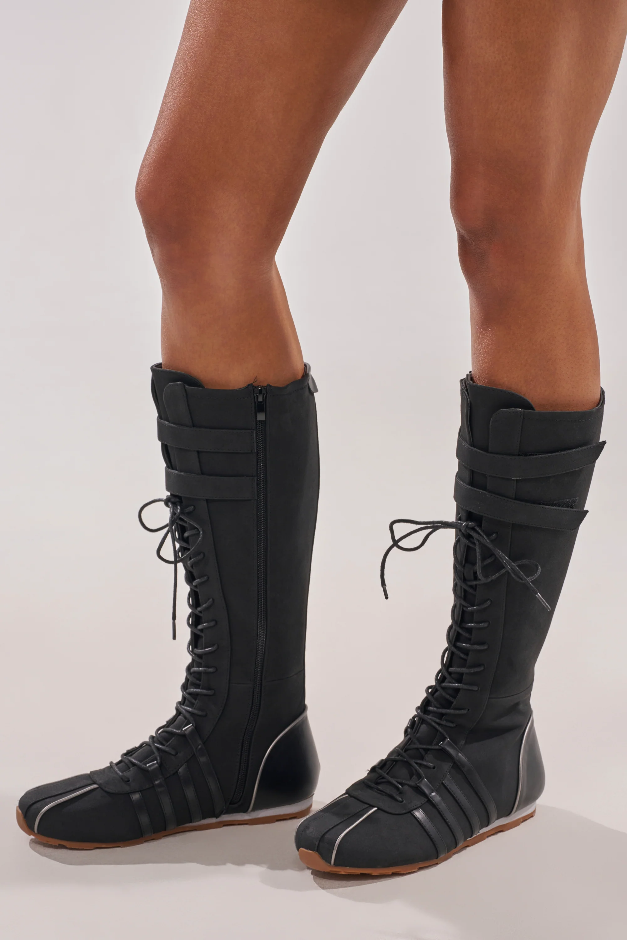 AZALEA WANG OZZY BLACK FLAT SNEAKER - Image 3